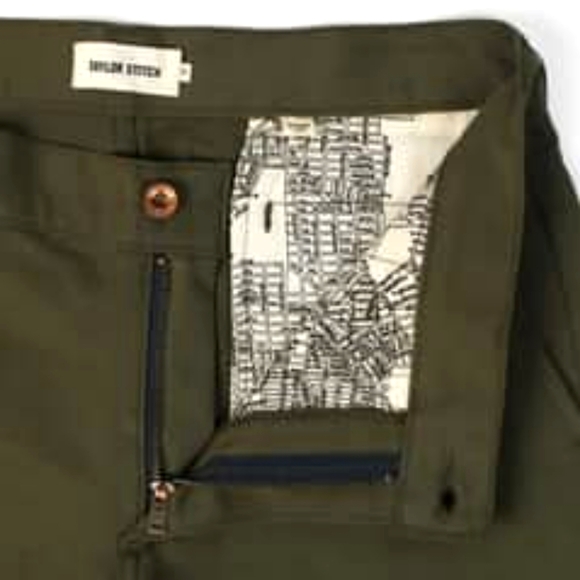 Taylor Stitch Democratic Chino in Organic Olive - Picture 2 of 7